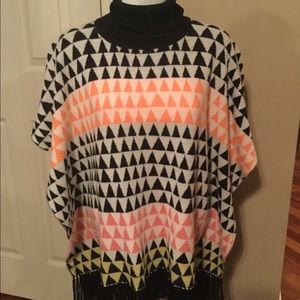 Turtle neck poncho ( black-white-peach)